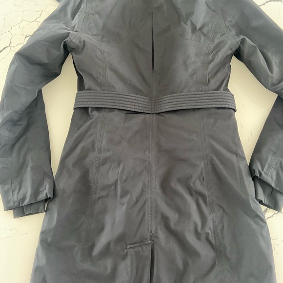 Lululemon Winter Coat Sz4 - Picture 8 of 9